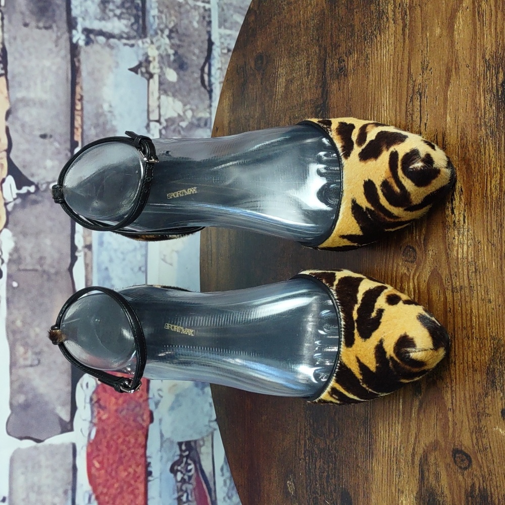 SPORTMAX by Max Mara Leopard Pattern Cow Hair Ankle Strap Heels - Picture 3 of 12
